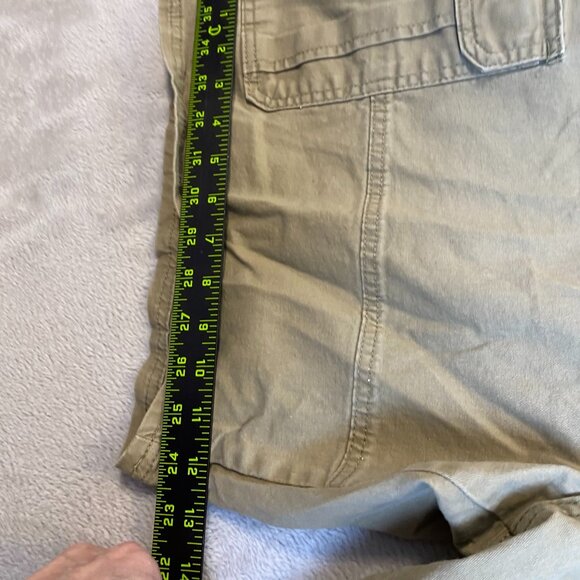 Wrangler Mens Khaki Cargo Shorts Size 48 Cotton Blend Durable - Picture 3 of 13
